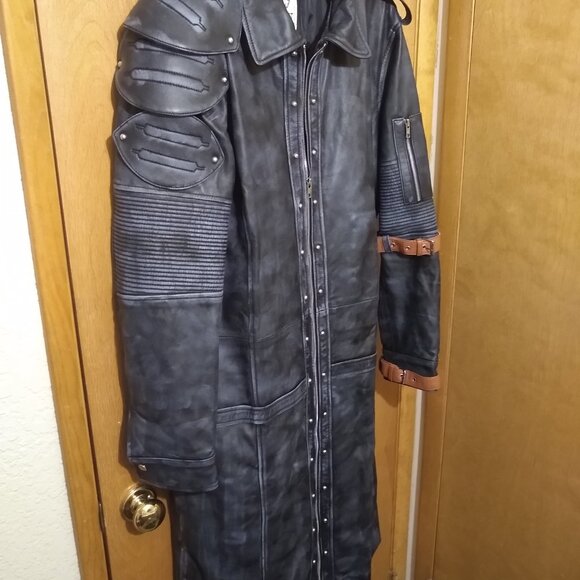 Playerunknowns Battlegrounds Black Distressed Leather Trench Coat - Picture 8 of 10